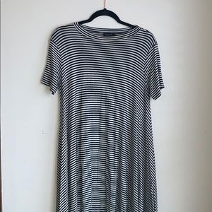 Black and white stripe midi maxi dress!